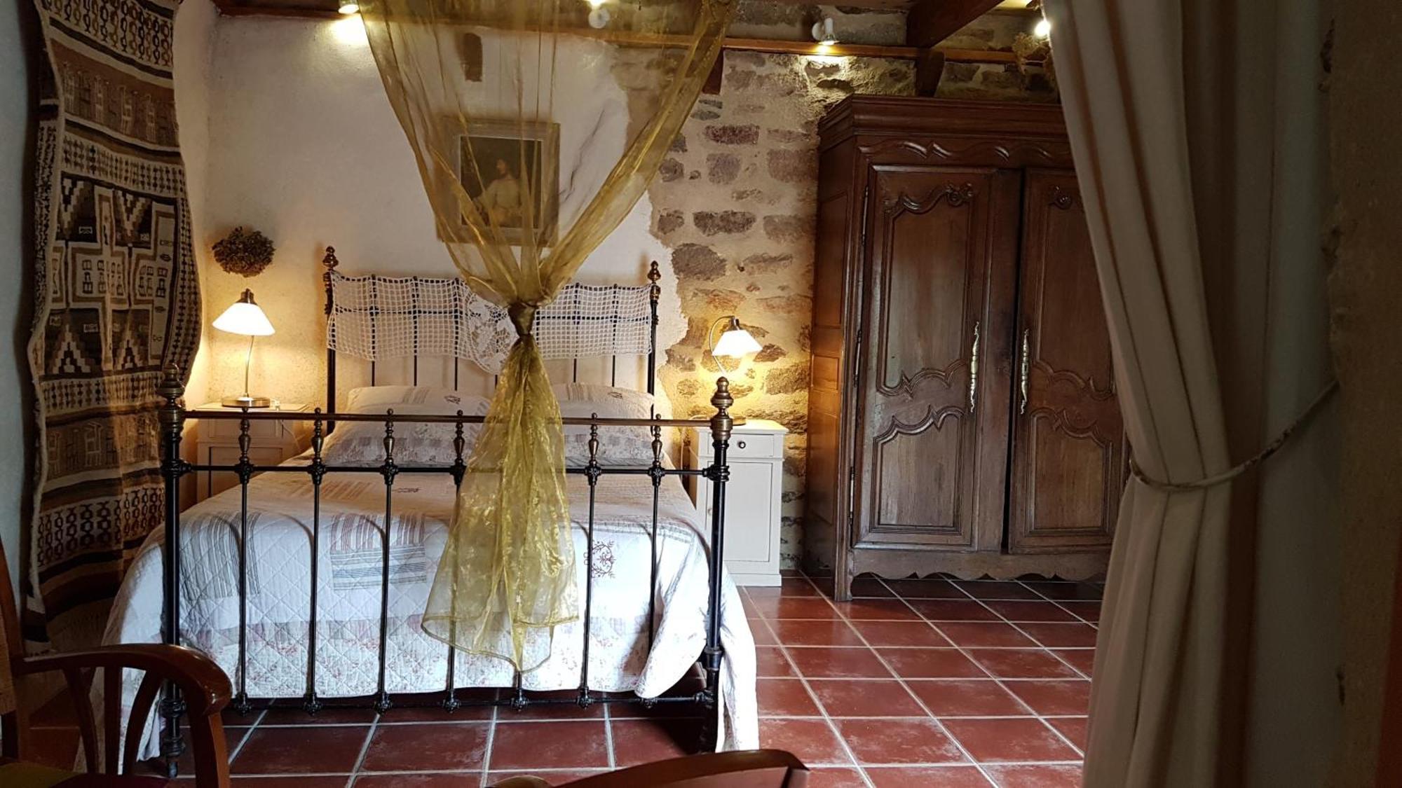 La Ferme De Kerhors Hotell Tréméoc Rum bild