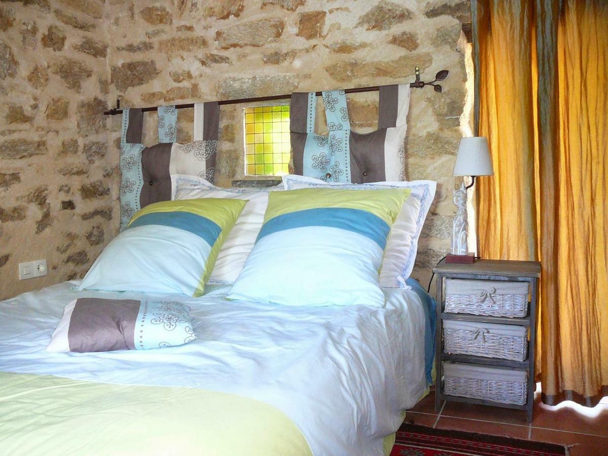 La Ferme De Kerhors Hotell Tréméoc Exteriör bild