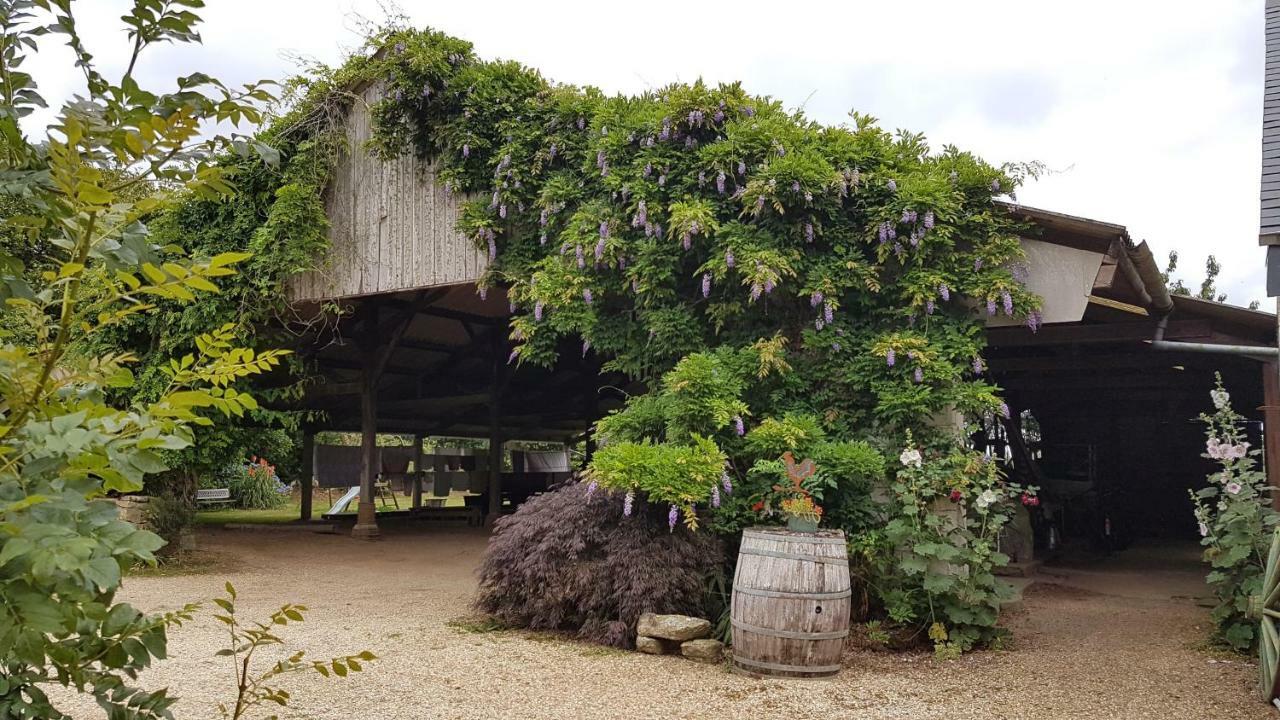 La Ferme De Kerhors Hotell Tréméoc Exteriör bild
